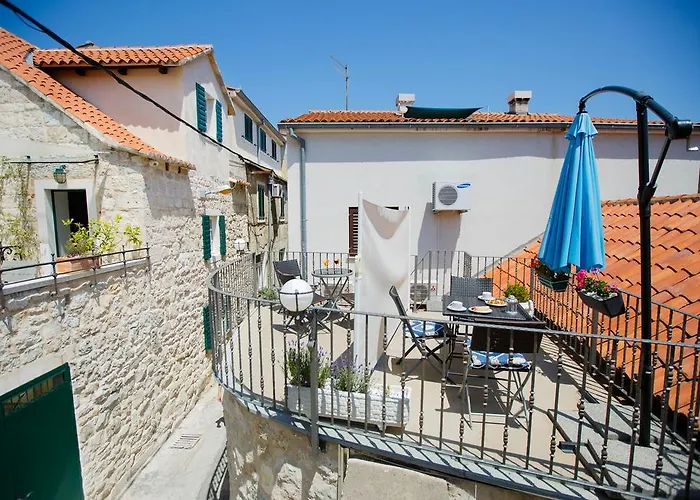 Studio Apartments Bonaca